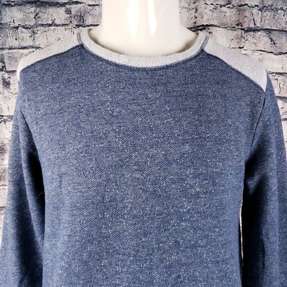 Tommy Bahama Crew Neck Fleece Sweater, Medium - Picture 1 of 6